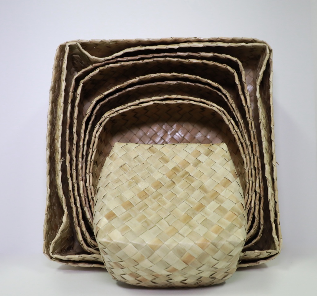 Lauhala A&B IMPORTEXPORT, INC.